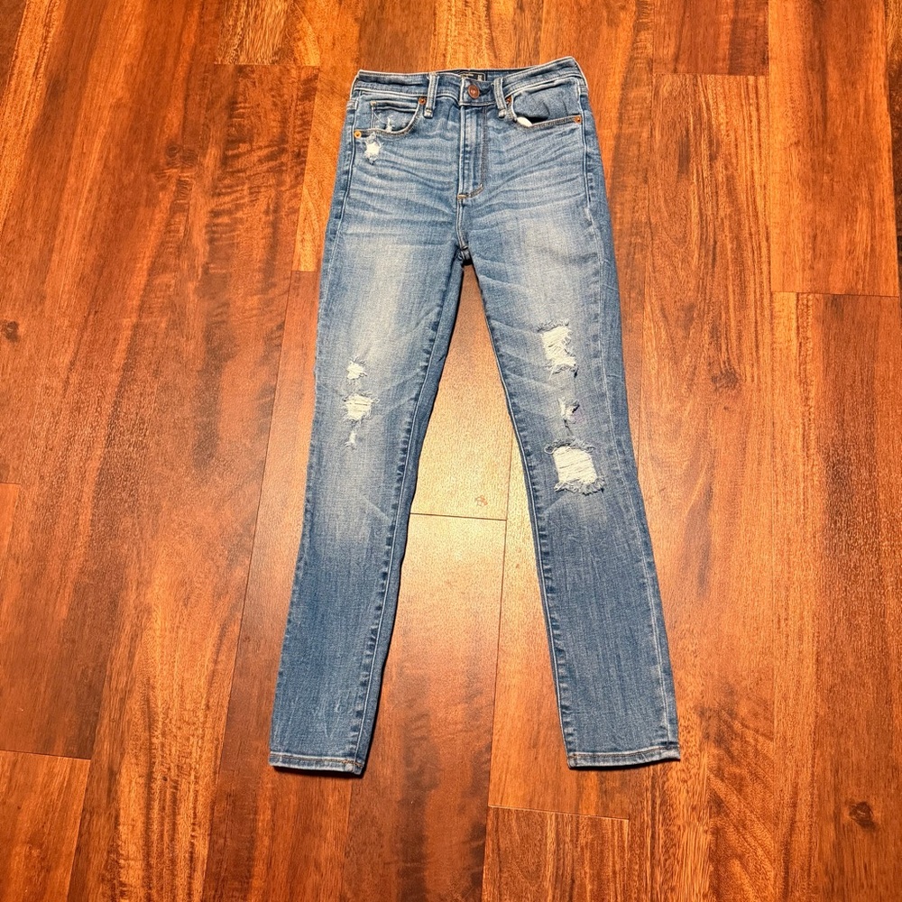 Abercrombie & Fitch Light Blue Distressed Skinny Jeans